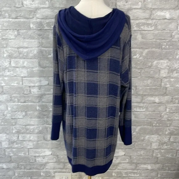 Maurices Blue and Gray Plaid Hooded Cardigan - Picture 4 of 6